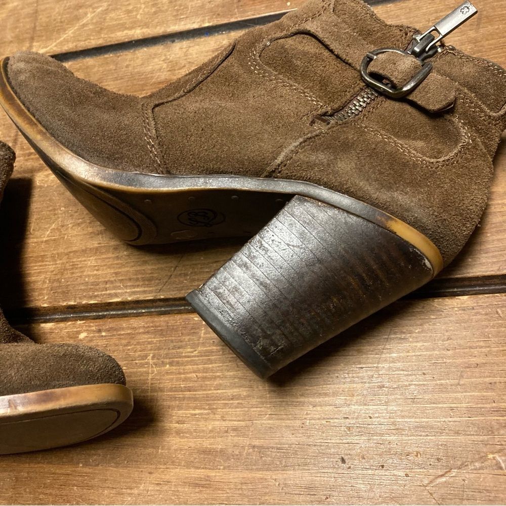 Lucky Brand Everalda Brown Suede Leather Boots Size 7 Ankle Booties High Heel - Picture 5 of 15